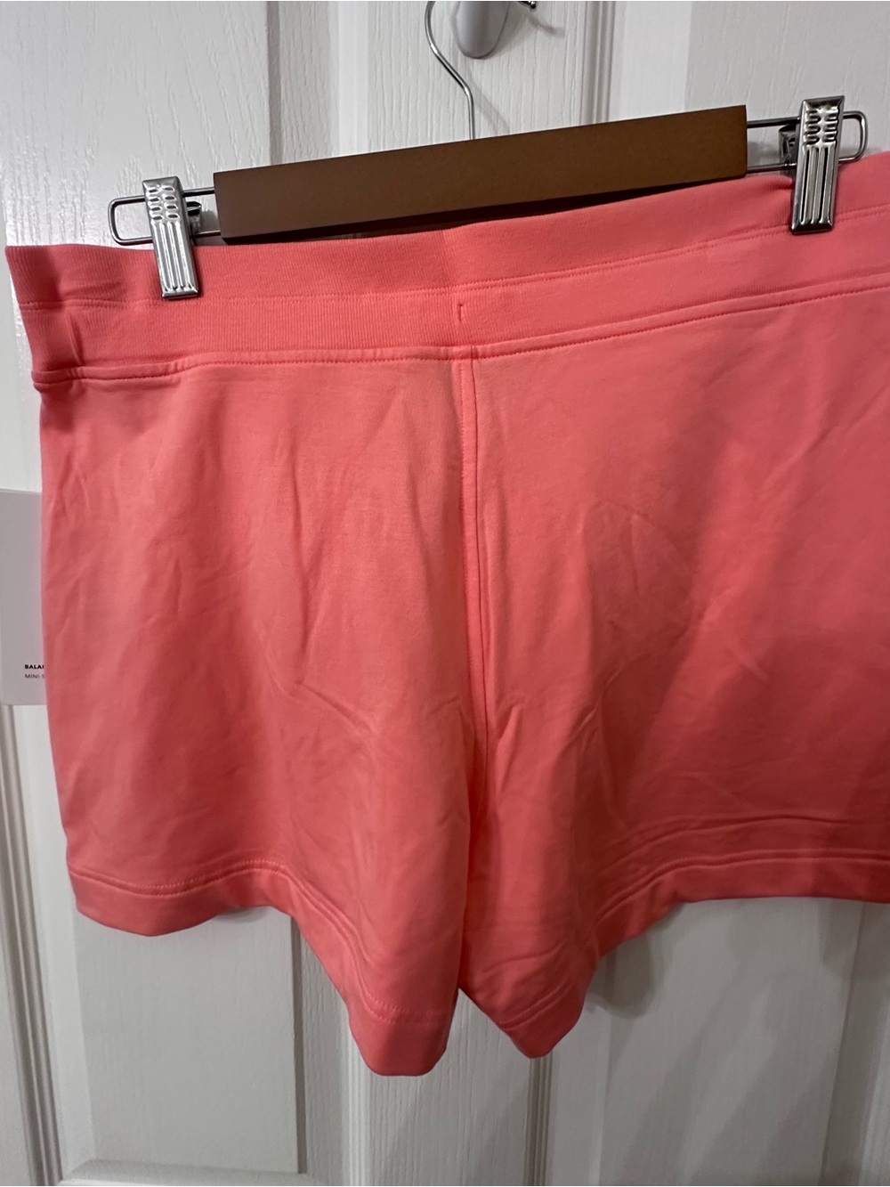 NWT Athleta Balance 4" Shortie Lounge Shorts Coral / Persimmon - Size Medium - Picture 4 of 5